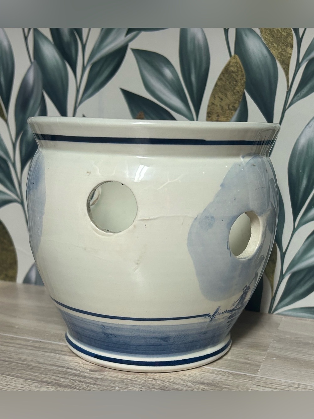 Vintage Delft Blue Crocus Bulb Planter and Orchid Pot - Picture 3 of 6